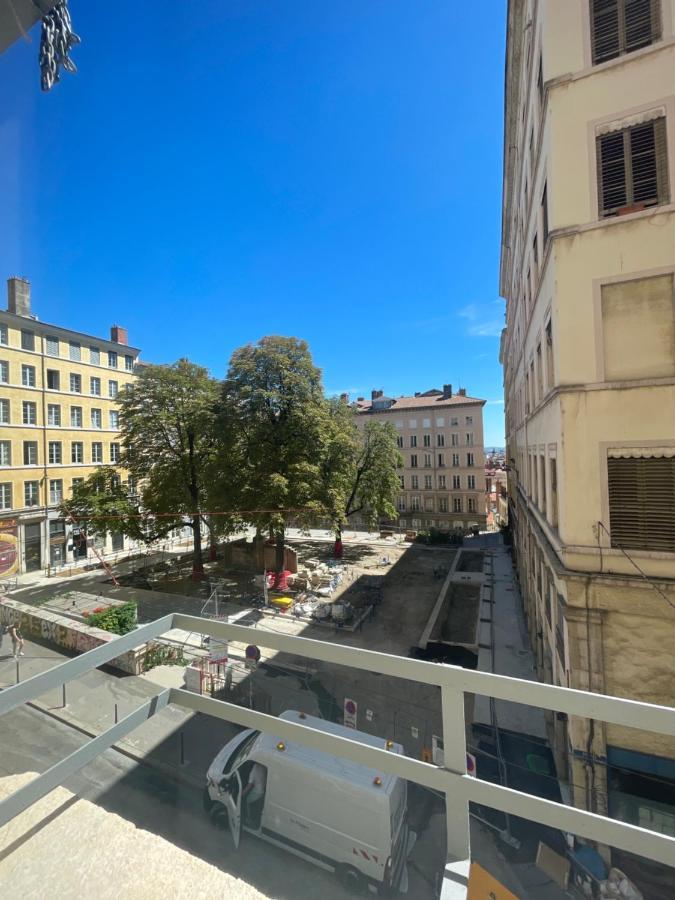 Le Soyeux Acomodação com café da manhã Lyon Exterior foto